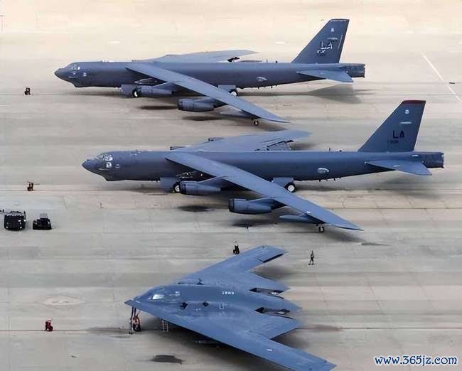 好意思军B-52入伍时候为何一再延伸 宿将的无奈续命